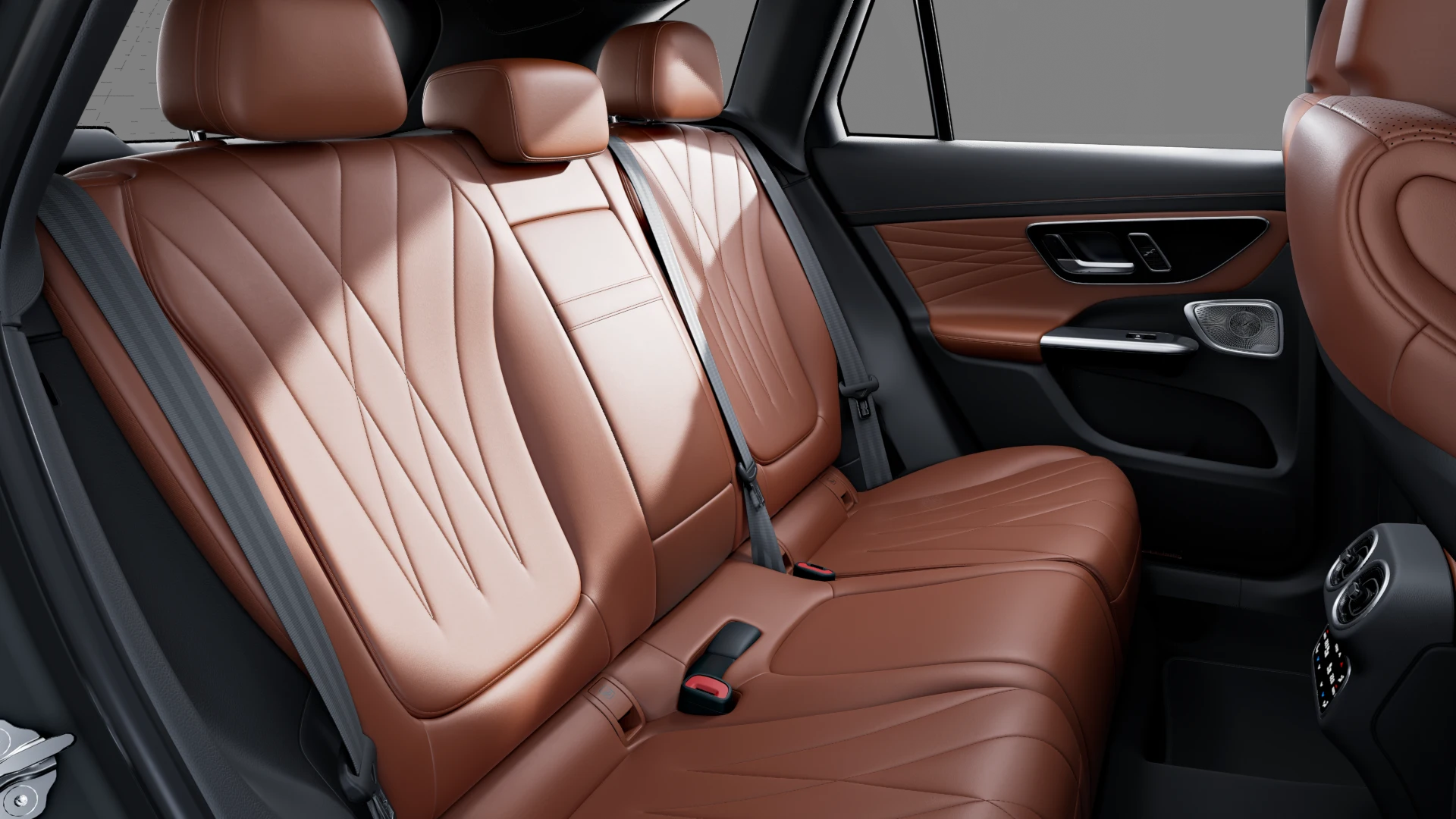 Image Mercedes-Benz GLC SUV GLC 300 e  Hybrid EQ 4MATIC   AMG Line  Pack Sport Noir Pack Premium Plus AMG Line Pack d'assistance