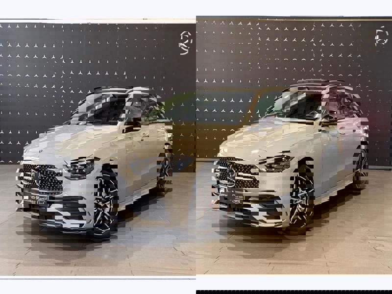 Photo Mercedes-Benz CLASSE C BREAK Classe C 300 de Hybrid EQ Break AMG Line  