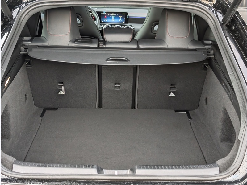 Image Mercedes-Benz CLA 180 d Shooting Brake AMG Line TO  SIEGES ELECTRIQUES MEMOIRES CHAUFFANTS CAMERA 360 HUD MULTIBEAM SO