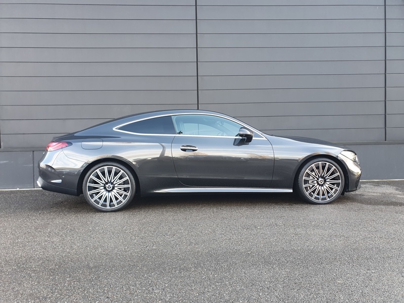 Image Mercedes-Benz CLE COUPÉ 300 4MATIC Coupé AMG LINE TO SIEGES ELECTRIQUES MEMOIRES CHAUFFANTS BURMESTER CAMERA 360 HUD INTEGRA