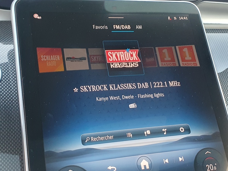 Image Mercedes-Benz CLE COUPÉ 300 4MATIC Coupé AMG LINE TO SIEGES ELECTRIQUES MEMOIRES CHAUFFANTS BURMESTER CAMERA 360 HUD INTEGRA