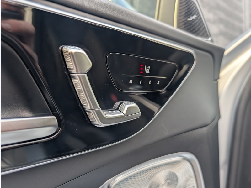 Image Mercedes-Benz CLASSE C BERLINE C 63 S E PERFORMANCE Berline AMG TO SIEGES ELECTRIQUES MEMOIRES CHAUFFANTS DISTRONIC CAMERA 360 HUD 