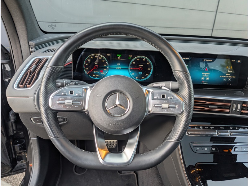 Image Mercedes-Benz EQC 400 4MATIC AMG LINE TO SIEGES ELECTRIQUES MEMOIRES CHAUFFANTS MULTIBEAM DISTRONIC CAMERA 360 HUD