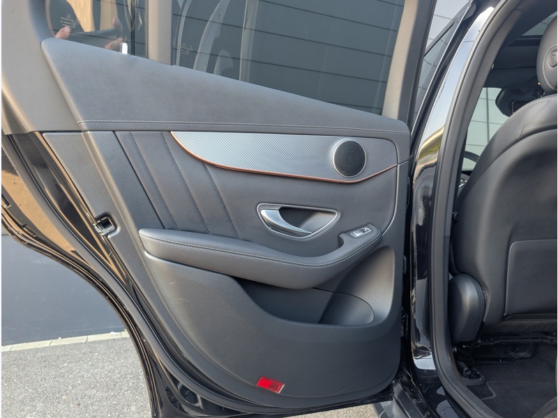 Image Mercedes-Benz EQC 400 4MATIC AMG LINE TO SIEGES ELECTRIQUES MEMOIRES CHAUFFANTS MULTIBEAM DISTRONIC CAMERA 360 HUD