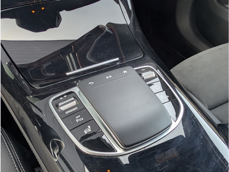 Image Mercedes-Benz EQC 400 4MATIC AMG LINE TO SIEGES ELECTRIQUES MEMOIRES CHAUFFANTS MULTIBEAM DISTRONIC CAMERA 360 HUD