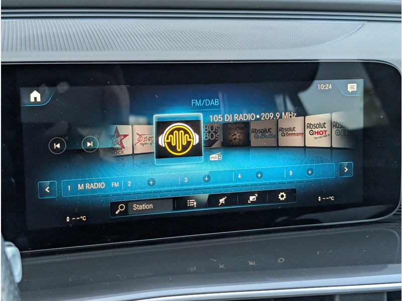 Image Mercedes-Benz EQC 400 4MATIC AMG LINE TO SIEGES ELECTRIQUES MEMOIRES CHAUFFANTS MULTIBEAM DISTRONIC CAMERA 360 HUD