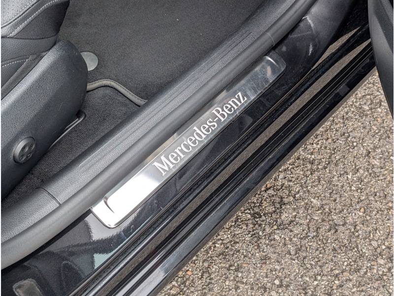 Image Mercedes-Benz CLASSE C 220 d Berline AVANTGARDE LINE TO BURMESTER SIEGES ELECTRIQUES MEMOIRES CHAUFFANTS DISTRONIC CAMERA 3