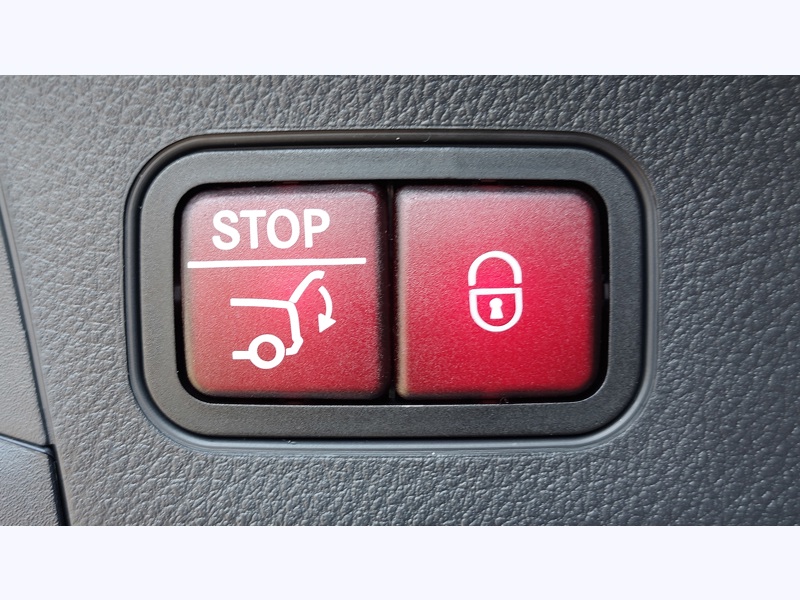 Image Mercedes-Benz EQA 250+ Edition réglage électrique avec fonction mémoire Dispositif d'attelage