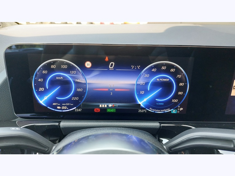 Image Mercedes-Benz EQA 250+ Edition réglage électrique avec fonction mémoire Dispositif d'attelage