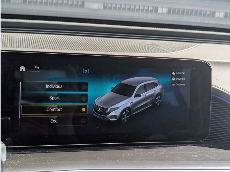 Image Mercedes-Benz EQC 400 4MATIC AMG LINE TO SIEGES ELECTRIQUES MEMOIRES CHAUFFANTS DISTRONIC CAMERA DE RECUL INTEGRATION 