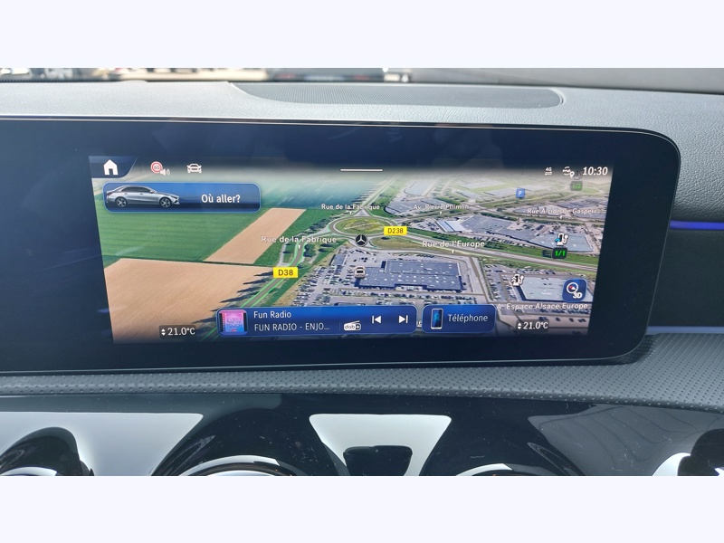 Image Mercedes-Benz CLASSE A 250 e Hybrid EQ Berline AMG Line AMG Line Intégration pour smartphone  Pack Sport Noir