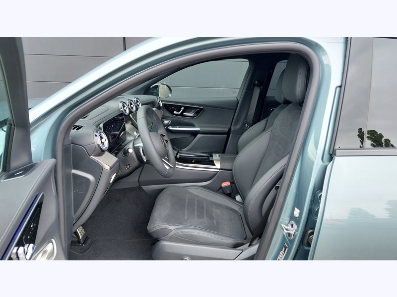 Image Mercedes-Benz GLC COUPÉ GLC 300 e Hybrid EQ AMG LINE Apple CarPlay Android Auto  Pack Sport Noir Sièges chauffants à l'arriè