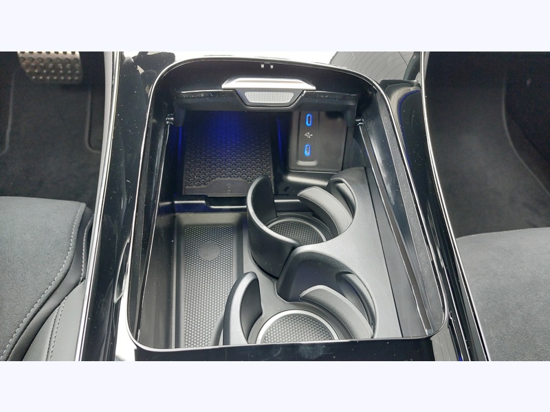 Image Mercedes-Benz GLC COUPÉ GLC 300 e Hybrid EQ AMG LINE Apple CarPlay Android Auto  Pack Sport Noir Sièges chauffants à l'arriè