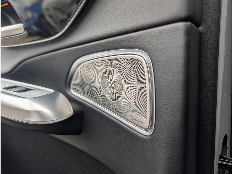 Image Mercedes-Benz CLASSE E BREAK 300 e Break AMG lINE TO SIEGES ELECTRIQUES MEMOIRES CHAUFFANTS BURMESTER CAMERA 360 DISTRONIC OLED P