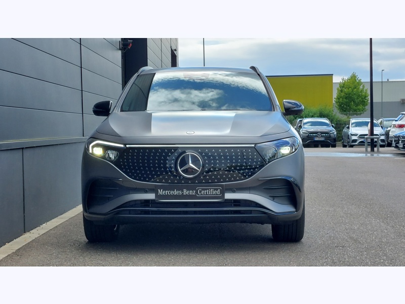 Image Mercedes-Benz EQA 300 4MATIC AMG Line Pack Sport Noir  Pack Assistance à la conduite AMG Line Premium