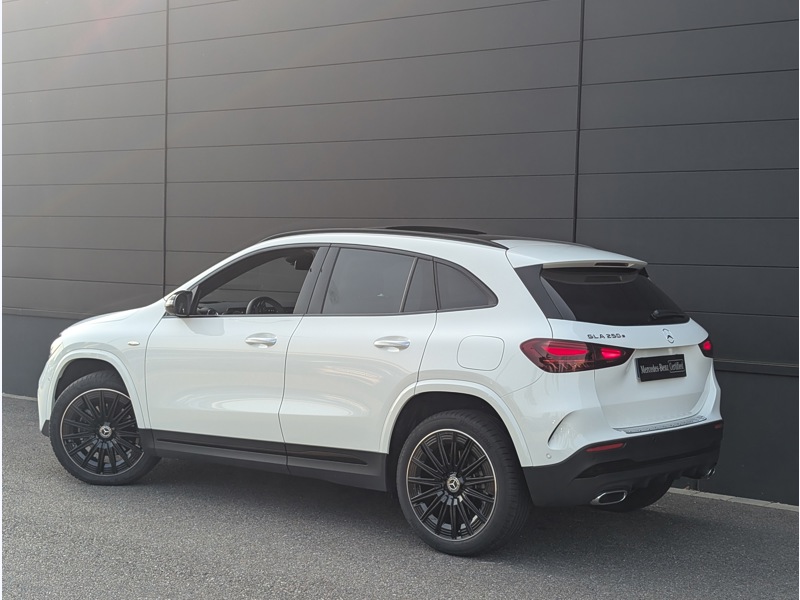 Image Mercedes-Benz GLA 250 e Hybrid AMG Line TO SIEGES ELECTRIQUES MEMOIRES CHAUFFANTS CAMERA 360 HUD INTEGRATION SMARTPHON