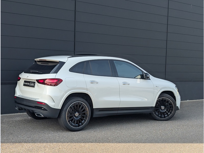 Image Mercedes-Benz GLA 250 e Hybrid AMG Line TO SIEGES ELECTRIQUES MEMOIRES CHAUFFANTS CAMERA 360 HUD INTEGRATION SMARTPHON