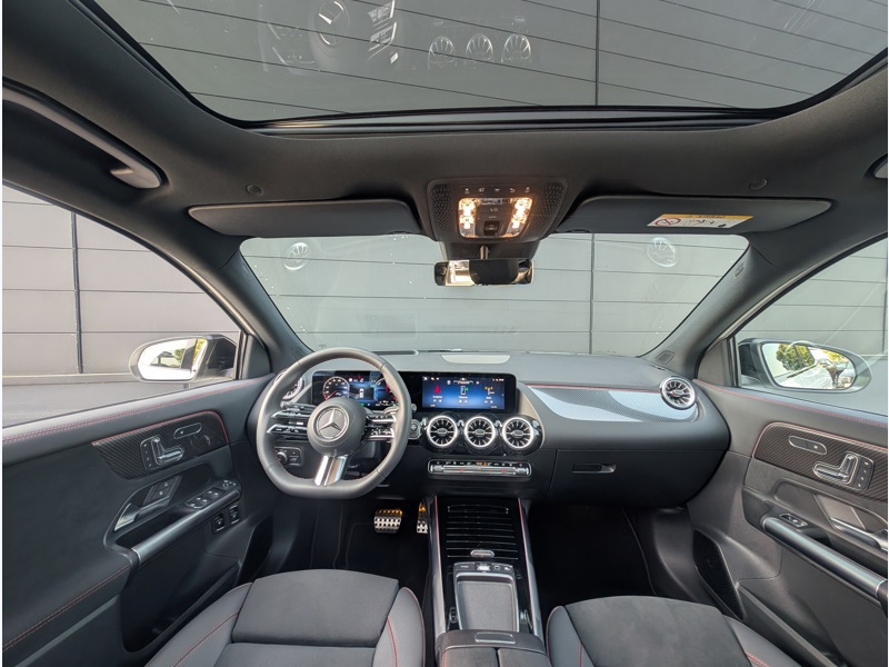 Image Mercedes-Benz GLA 250 e Hybrid AMG Line TO SIEGES ELECTRIQUES MEMOIRES CHAUFFANTS CAMERA 360 HUD INTEGRATION SMARTPHON