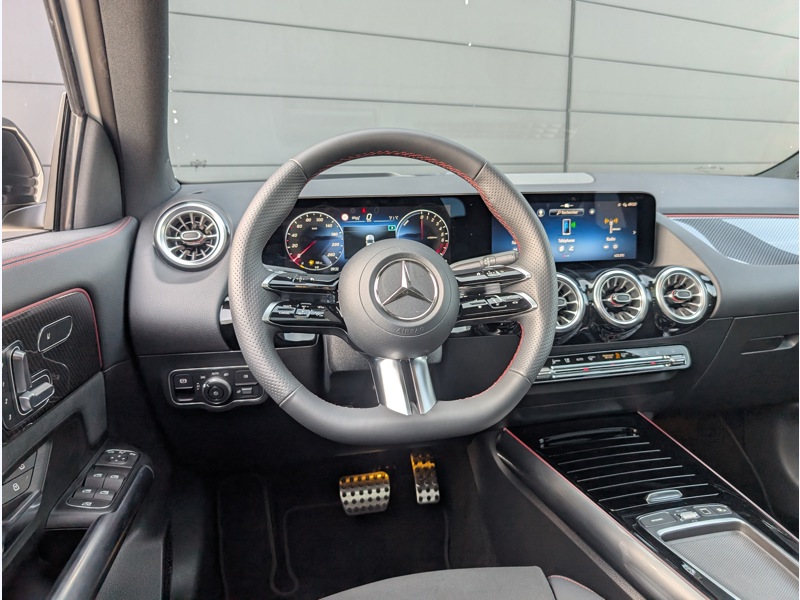 Image Mercedes-Benz GLA 250 e Hybrid AMG Line TO SIEGES ELECTRIQUES MEMOIRES CHAUFFANTS CAMERA 360 HUD INTEGRATION SMARTPHON