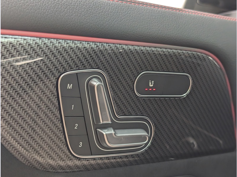 Image Mercedes-Benz GLA 250 e Hybrid AMG Line TO SIEGES ELECTRIQUES MEMOIRES CHAUFFANTS CAMERA 360 HUD INTEGRATION SMARTPHON