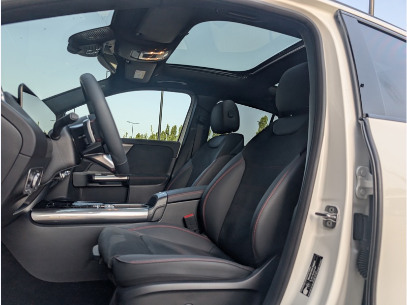 Image Mercedes-Benz GLA 250 e Hybrid AMG Line TO SIEGES ELECTRIQUES MEMOIRES CHAUFFANTS CAMERA 360 HUD INTEGRATION SMARTPHON