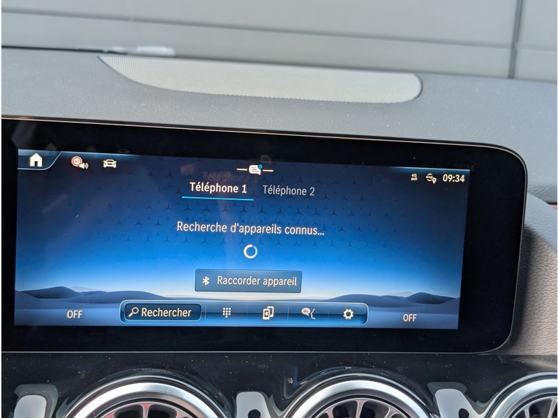 Image Mercedes-Benz GLA 250 e Hybrid AMG Line TO SIEGES ELECTRIQUES MEMOIRES CHAUFFANTS CAMERA 360 HUD INTEGRATION SMARTPHON