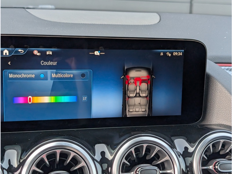 Image Mercedes-Benz GLA 250 e Hybrid AMG Line TO SIEGES ELECTRIQUES MEMOIRES CHAUFFANTS CAMERA 360 HUD INTEGRATION SMARTPHON