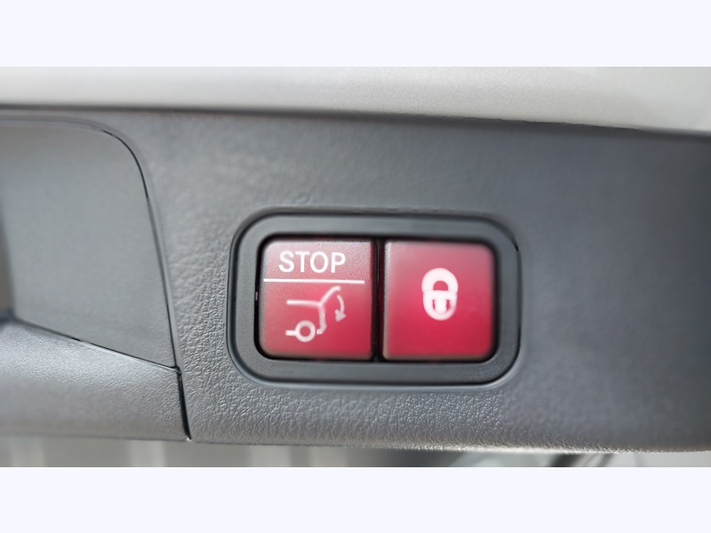 Image Mercedes-Benz EQB 250+ AMG Line Toit ouvrant panoramique  Intégration Smartphone