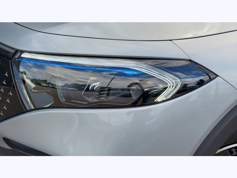 Image Mercedes-Benz EQB 250+ AMG Line Toit ouvrant panoramique  Intégration Smartphone