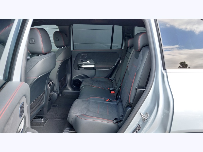 Image Mercedes-Benz EQB 250+ AMG Line Toit ouvrant panoramique  Intégration Smartphone