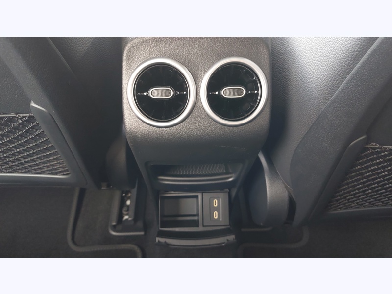 Image Mercedes-Benz EQB 250+ AMG Line Toit ouvrant panoramique  Intégration Smartphone