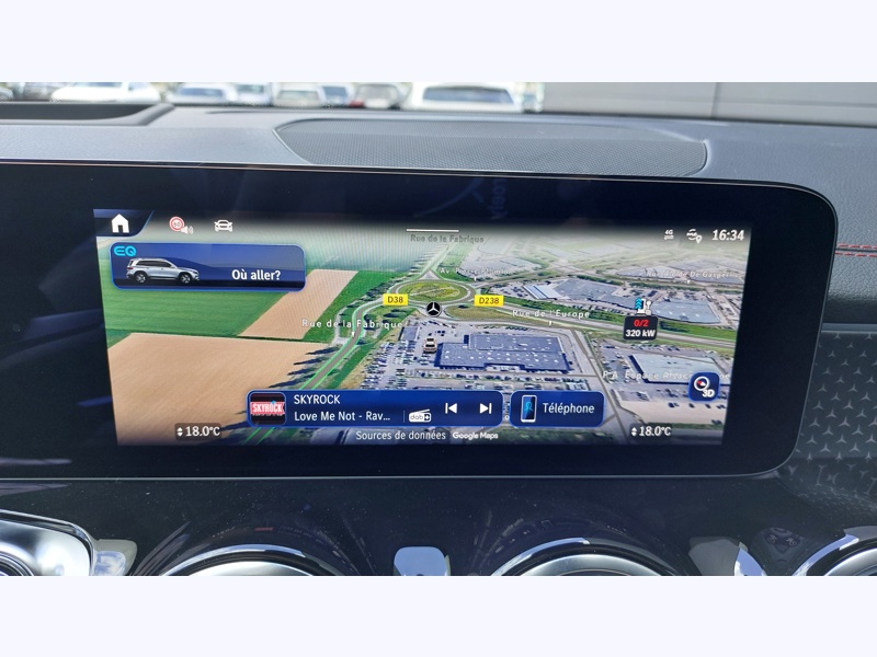 Image Mercedes-Benz EQB 250+ AMG Line Toit ouvrant panoramique  Intégration Smartphone