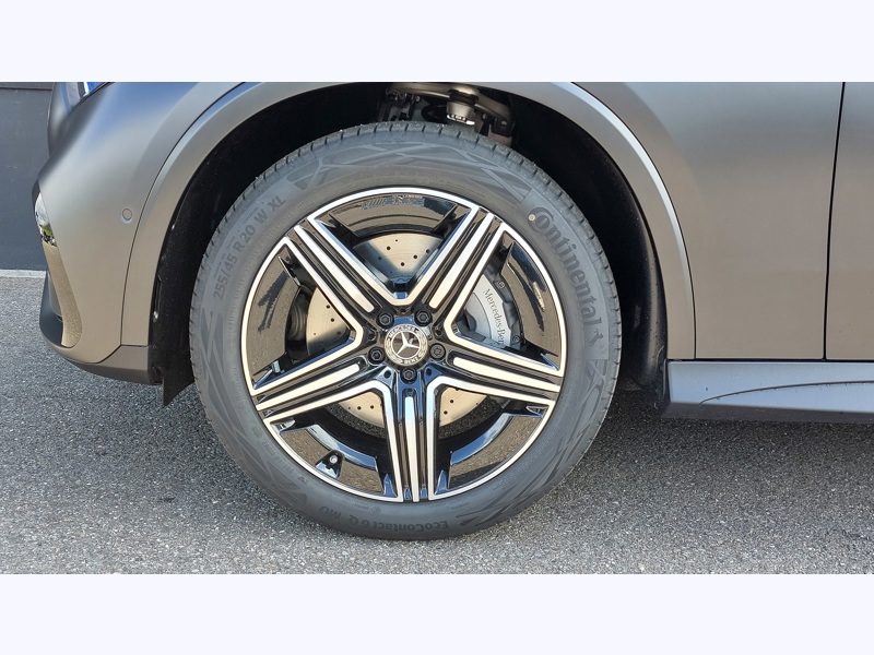 Image Mercedes-Benz GLC COUPÉ GLC 220 d 4MATIC Coupé AMG Line Pack d'assistance à la conduite Plus  Pack Sport Black Apple CarPlay