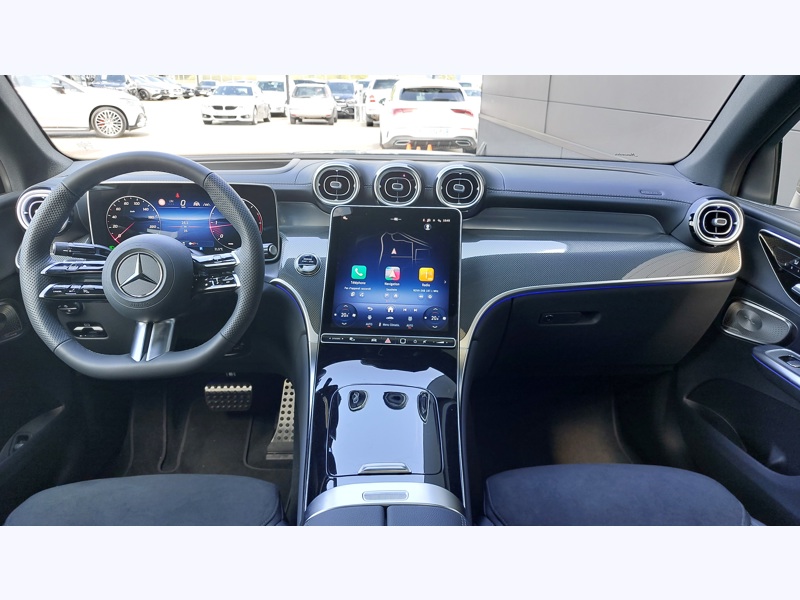 Image Mercedes-Benz GLC COUPÉ GLC 220 d 4MATIC Coupé AMG Line Pack d'assistance à la conduite Plus  Pack Sport Black Apple CarPlay
