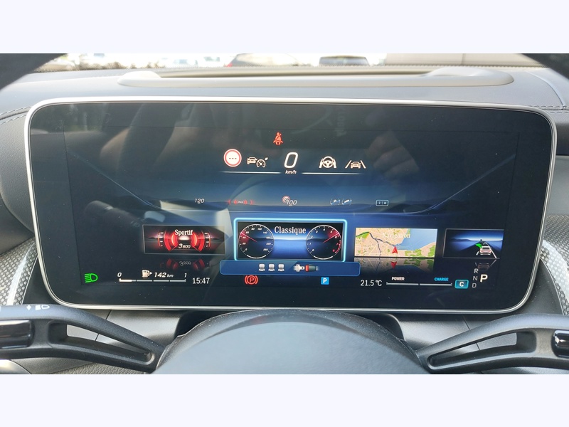 Image Mercedes-Benz GLC COUPÉ GLC 220 d 4MATIC Coupé AMG Line Pack d'assistance à la conduite Plus  Pack Sport Black Apple CarPlay