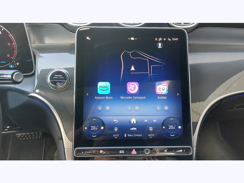 Image Mercedes-Benz GLC COUPÉ GLC 220 d 4MATIC Coupé AMG Line Pack d'assistance à la conduite Plus  Pack Sport Black Apple CarPlay