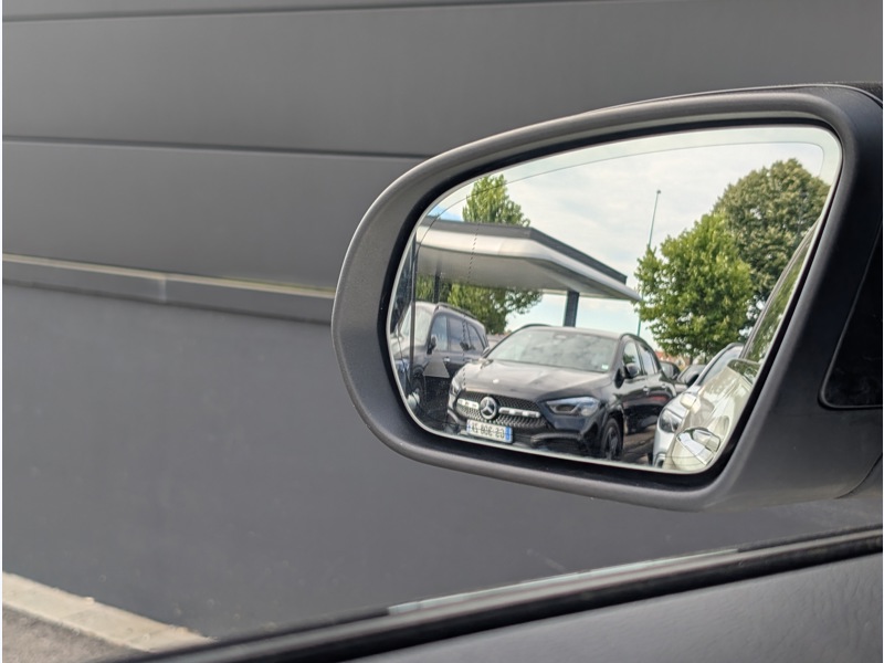 Image Mercedes-Benz GLC SUV 300 e 4MATIC SUV AMG LINE TO SIEGES ELECTRIQUES MEMOIRES CHAUFFANTS  BURMESTER DISTRONIC CAMERA 360 