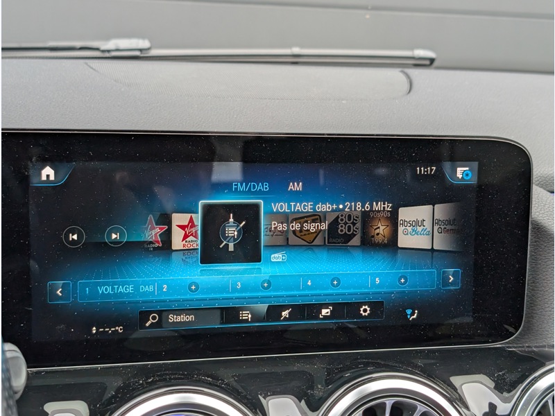 Image Mercedes-Benz CLASSE B 250 e AMG Line AMG Line TO SIEGES CHAUFFANTS CAMERA DE RECUL MULTIBEAM ATTELAGE INTEGRATION SMARTPHO