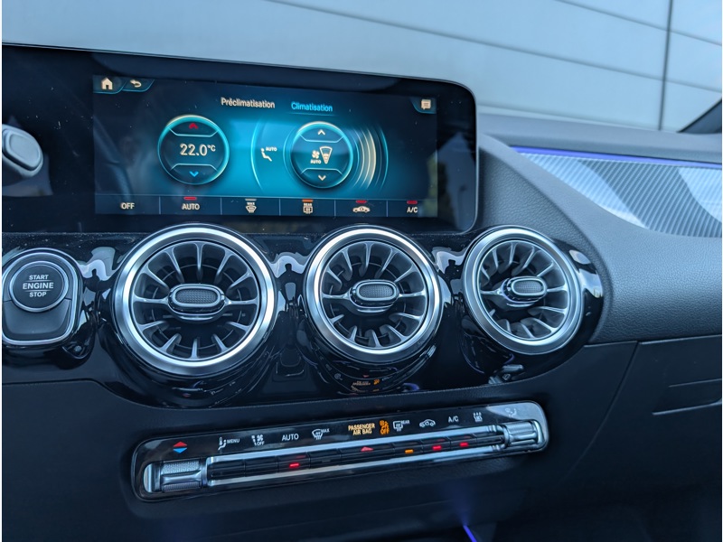 Image Mercedes-Benz CLASSE B 250 e AMG Line TO SIEGES CHAUFFANTS CAMERA DE RECUL MULTIBEAM