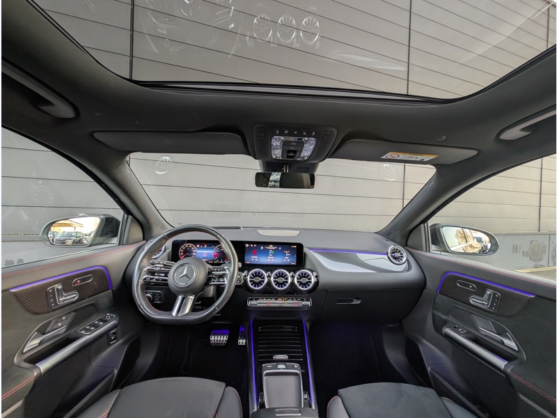 Image Mercedes-Benz GLA 200 d  AMG LINE TO SIEGES AVANTS ELECTRIQUES MEMOIRES CHAUFFANTS CAMERA 360° MULTIBEAM HUD REALITE A