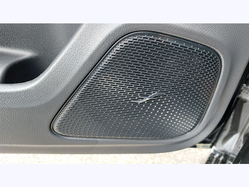 Image Mercedes-Benz CLASSE A 200 d AMG Line Pack Sport Noir