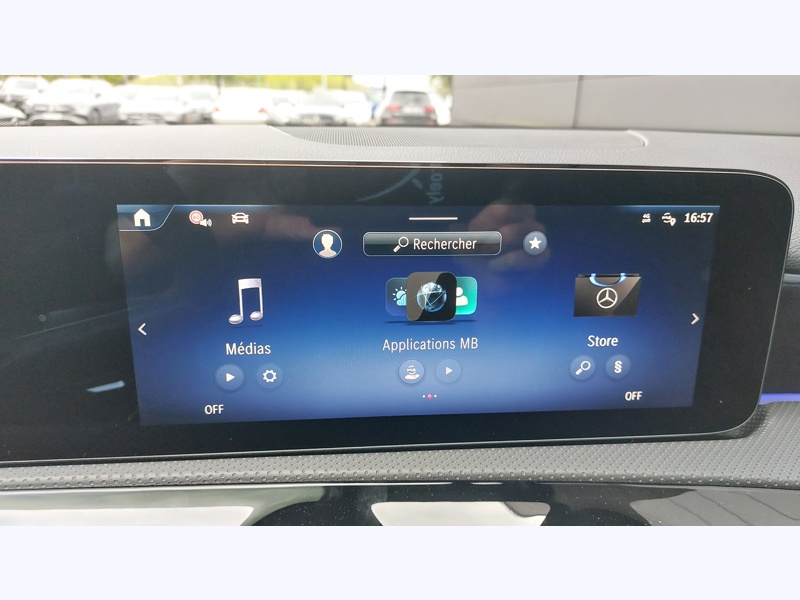 Image Mercedes-Benz CLASSE A 200 d AMG Line Pack Sport Noir