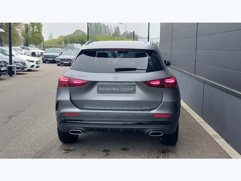 Image Mercedes-Benz GLA 250 e Hybrid EQ AMG Line AMG Line Pack Sport Noir AMG Line Premium Plus Gris montagne magno MANUFACT