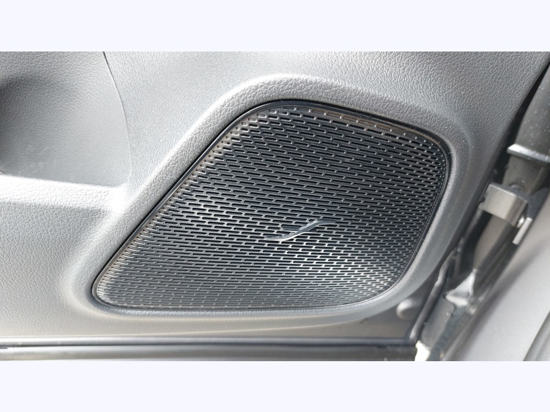 Image Mercedes-Benz GLA 250 e Hybrid EQ AMG Line AMG Line Pack Sport Noir AMG Line Premium Plus Gris montagne magno MANUFACT