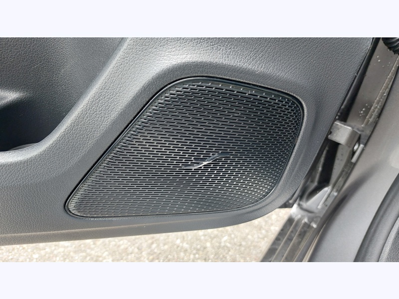 Image Mercedes-Benz CLASSE A 180 STAR EDITION AMG Line Pack Hiver Pack Sport Noir AMG Line Premium Plus