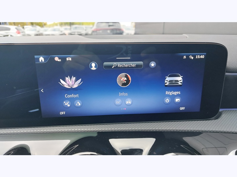 Image Mercedes-Benz CLASSE A 180 STAR EDITION AMG Line Pack Hiver Pack Sport Noir AMG Line Premium Plus