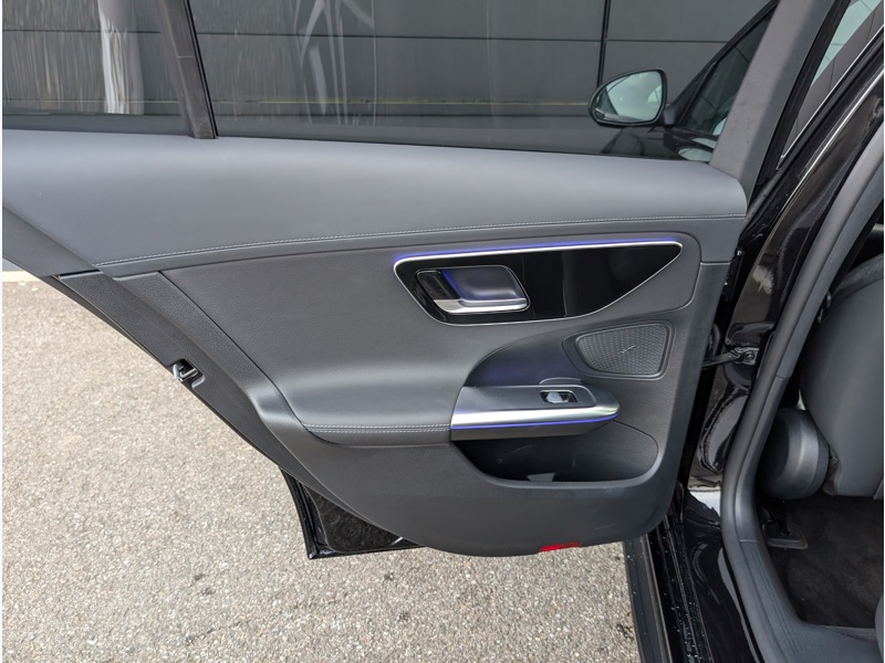 Image Mercedes-Benz CLASSE C BERLINE 220 d   AMG LINE TO SIEGES AVANT ELECTRIQUES MEMOIRES CHAUFFANTS INTEGRATION SMARTPHONE CAMERA DE RE