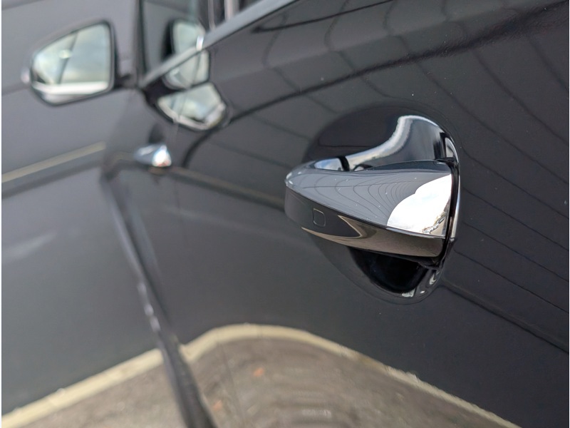 Image Mercedes-Benz GLB 200 d AMG LINE TO SIEGES ELECTRIQUES MEMOIRES CHAUFFANTS DISTRONIC SONORISATION ADVANCED CAMERA360 H