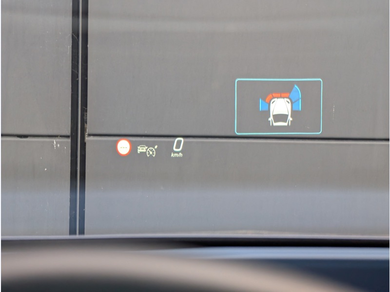 Image Mercedes-Benz EQE SUV EQE 500 4MATIC SUV AMG LINE TO SIEGES ELECTRIQUES MEMOIRES CHAUFFANTS VENTILES DISTRONIC CAMERA 360 