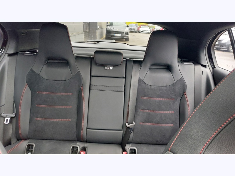 Image Mercedes-Benz CLASSE A 200 d AMG Line AMG Line  Pack Sport Noir  Ligne AMG Premium Plus